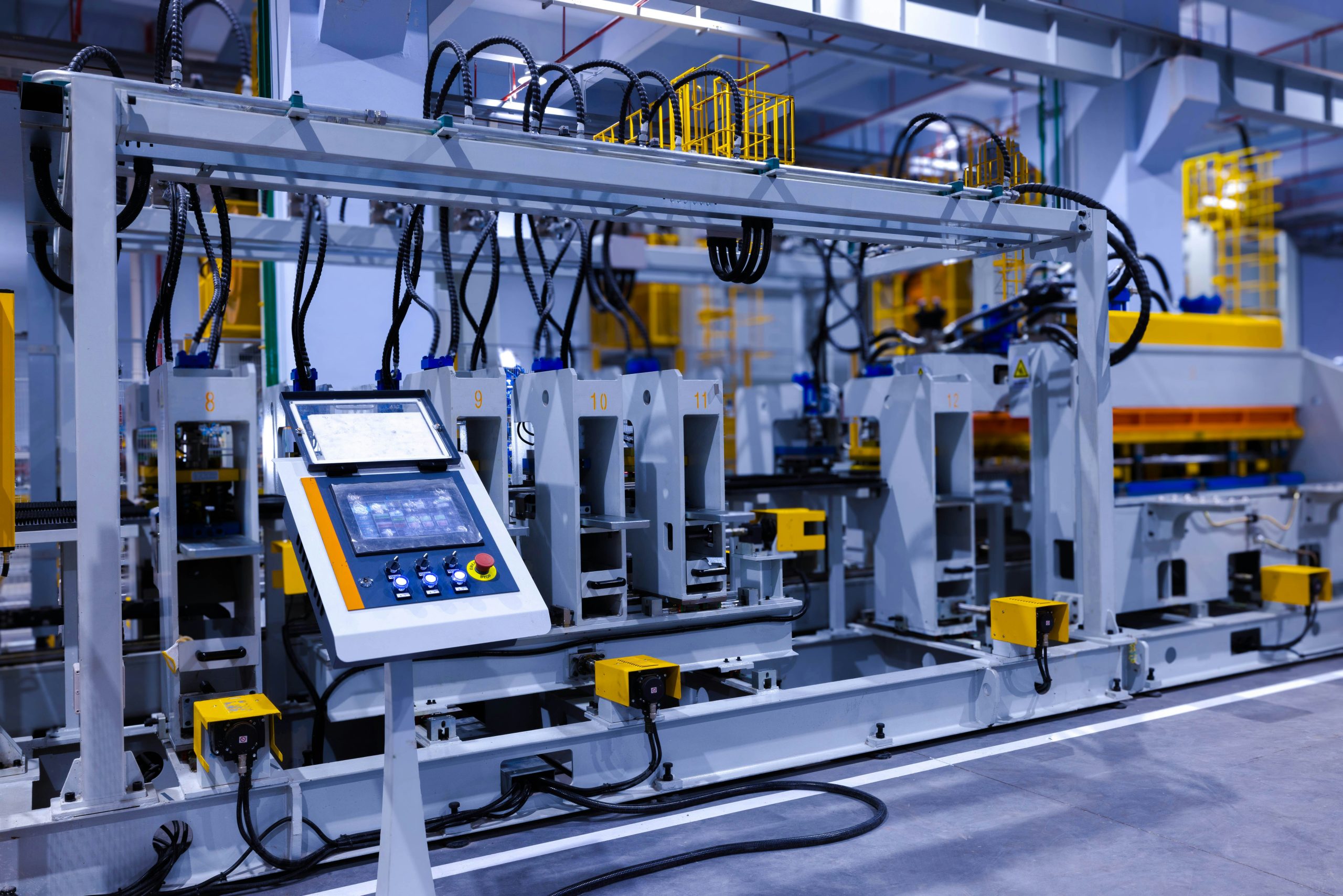 Automatic CNC machines on SI Autopack production floor