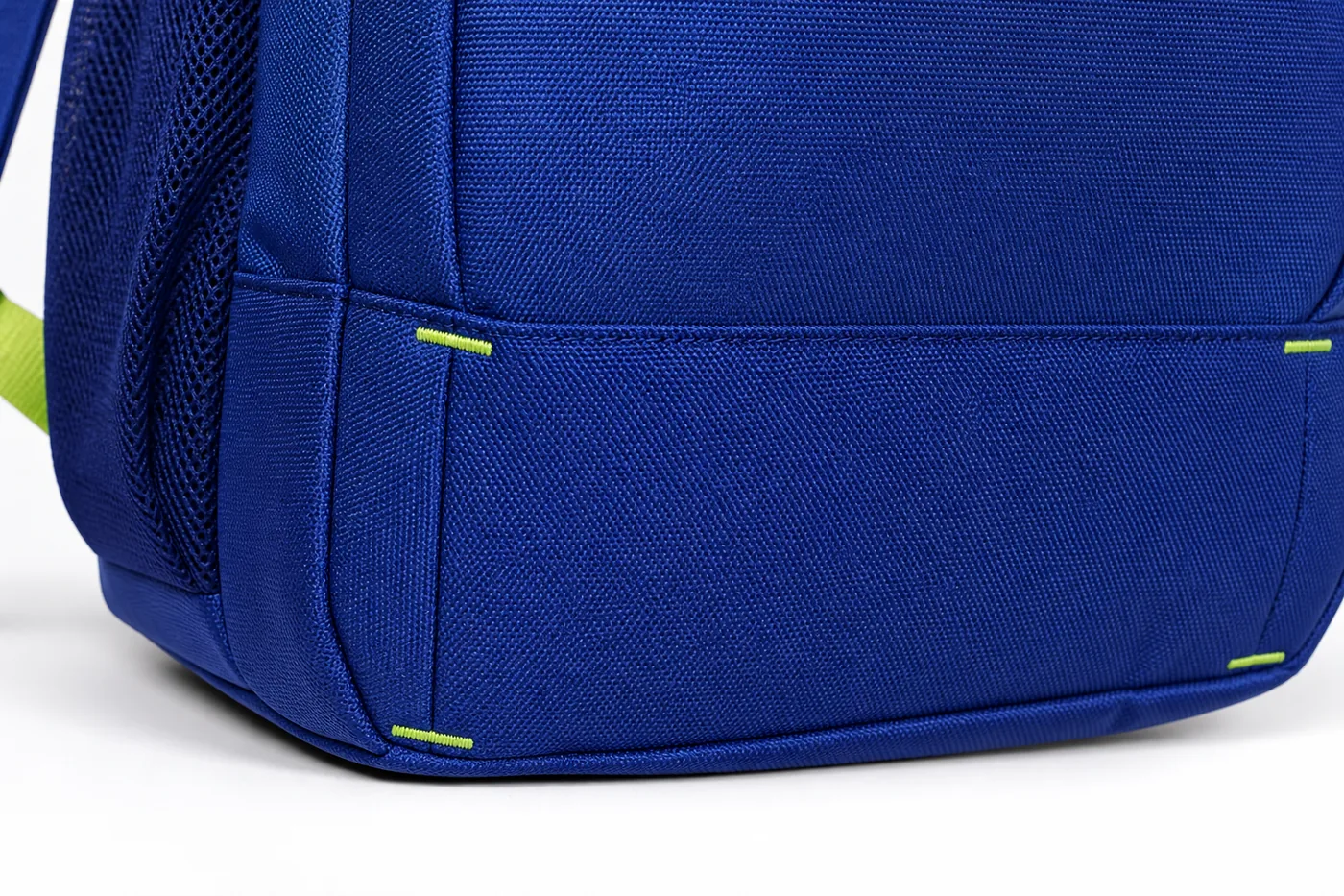Reinforced backpack base and stitching detail for school bags